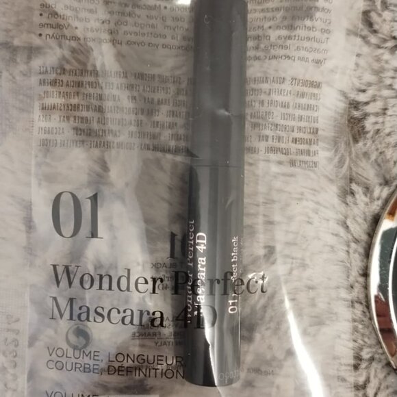 NWT Clarins Mascara with 2 Sephora Lip Glosses and preowned Compact Mirror - Picture 9 of 10